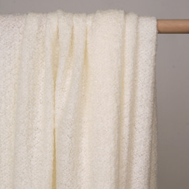 Tissu maille mohair bouclé blanc cassé - pretty mercerie - mercerie en ligne