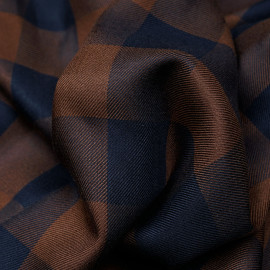 Tissu viscose sergé à motif vichy chocolat et bleu - pretty mercerie - mercerie en ligne