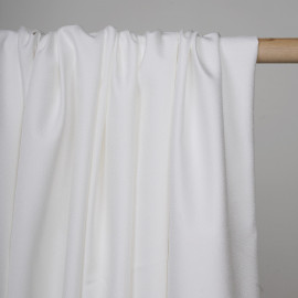 Tissu crêpe blanc cassé - Pretty mercerie - mercerie en ligne