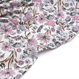 Tissu viscose blanc cassé à motif fleuri rose et vert - pretty mercerie - mercerie en ligne