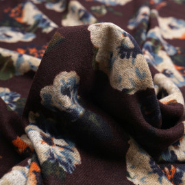 Tissu jersey bitter chocolate à motif fleuri beige orange bleu et kaki  - pretty mercerie - mercerie en ligne