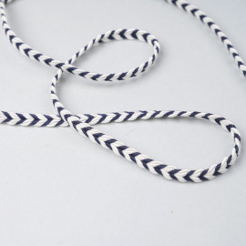 Galon tressé chevron blanc et bleu 5mm - pretty mercerie - mercerie en ligne