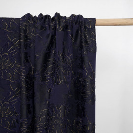 Tissu jacquard noir à motif fleuri bleu et doré - mercerie en ligne - pretty mercerie 