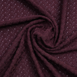 Tissu dentelle burgundy à motif vagues ajourées | pretty mercerie | mercerie en ligne