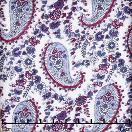 Tissu viscose blanche à motif paisley beaujolais et bleu | pretty mercerie | mercerie en ligne