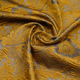 Tissu jacquard moutarde à motif fleuri fil lurex argenté | Pretty Mercerie | Mercerie en ligne