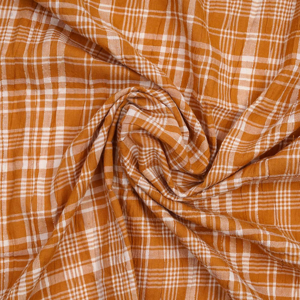 Tissu coton caramel effet froissé à carreaux blanc et fil lurex argenté | Pretty Mercerie | Mercerie en ligne