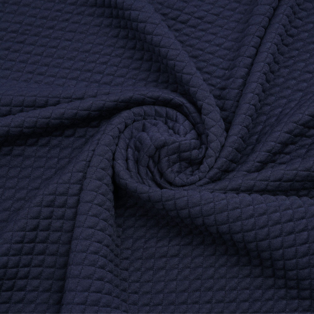 Tissu matelassé bleu marine à motif petits carreaux | Pretty Mercerie | mercerie en ligne