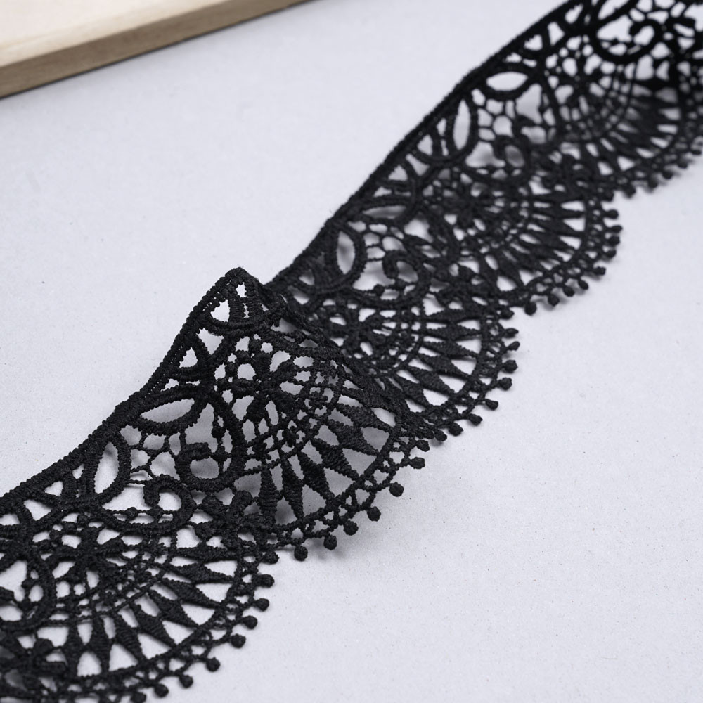 Ruban guipure noir à motif éventail | pretty mercerie | mercerie en ligne
