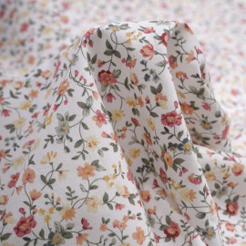Tissu coton blanc à motif blooming rose et vert | Pretty Mercerie | Mercerie en ligne