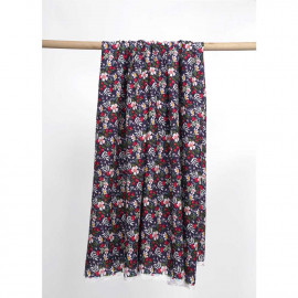 Tissu viscose bleu nuit à motif fleuri sous les tropiques | Pretty Mercerie | Mercerie en ligne