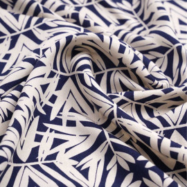 Tissu viscose bleu nuit à motif feuillage crème | Pretty Mercerie | mercerie en ligne