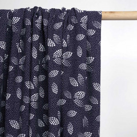 Tissu viscose bleu nuit à motif pois irrégulier blanc | Pretty Mercerie | mercerie en ligne