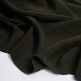 Tissu Cupro ( Bemberg ) dark olive | Pretty Mercerie | Mercerie en ligne