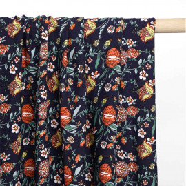 Tissu viscose bleu foncé à motif fleurs des champs orange, jaune et vert | Pretty Mercerie | Mercerie en ligne