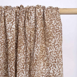 Tissu beige foncé à motif léopard blanc et crème | Pretty Mercerie | mercerie en ligne