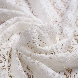 Tissu guipure gipsy blanc cassé | Pretty Mercerie | mercerie en ligne