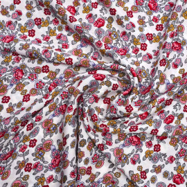 Tissu viscose blanc à motif fleurs gipsy fuchsia moutarde et gris | Pretty Mercerie | Mercerie en ligne