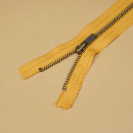 Fermeture éclair YKK non-séparable honey gold 14cm | Pretty Mercerie | Mercerie en ligne