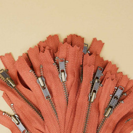 Fermeture éclair YKK non-séparable burnt ochre 14cm | Pretty Mercerie | Mercerie en ligne