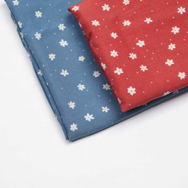 Tissu viscose grenadine à motif petite marguerite et petit pois blanc  | Pretty Mercerie | Mercerie en ligne