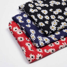 Tissu viscose noir à motif daisy blanc et moutarde | Pretty mercerie | mercerie en ligne