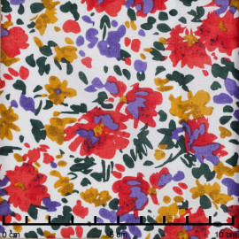 Tissu coton blanc à motif bouquet de fleur rouge, moutarde, vert et lavande| Pretty Mercerie | Mercerie en ligne