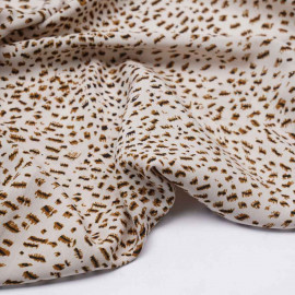 Tissu viscose crème à motif léopard chocolat et noir | Pretty mercerie | mercerie en ligne