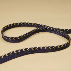 passepoil bleu marine tressé chevron doré | Pretty Mercerie | mercerie en ligne