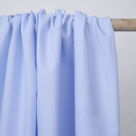 Tissu coton oxford blanc et bleu baby blue | Pretty Mercerie | mercerie en ligne