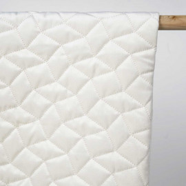 Tissu matelassé velours blanc cassé à motif graphique | pretty mercerie | mercerie en ligne