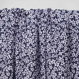 Tissu viscose bleu marine à motif petite marguerite blanche | pretty mercerie | mercerie en ligne