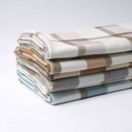 Tissu drap manteau à carreaux beige et blanc cassé | Pretty mercerie | mercerie en ligne