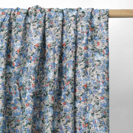 Tissu viscose beige à motif champs fleuri bleu, rose et vert | Pretty Mercerie | mercerie en ligne