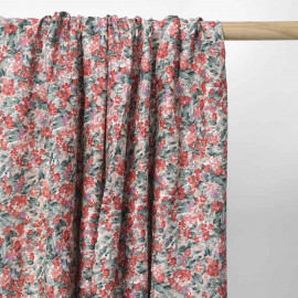 Tissu viscose beige à motif champs fleuri rose, mauve et vert | Pretty Mercerie | mercerie en ligne