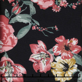 Tissu crêpe noir à motif fleuri rose, vert et moutarde / Pretty Mercerie / mercerie en ligne