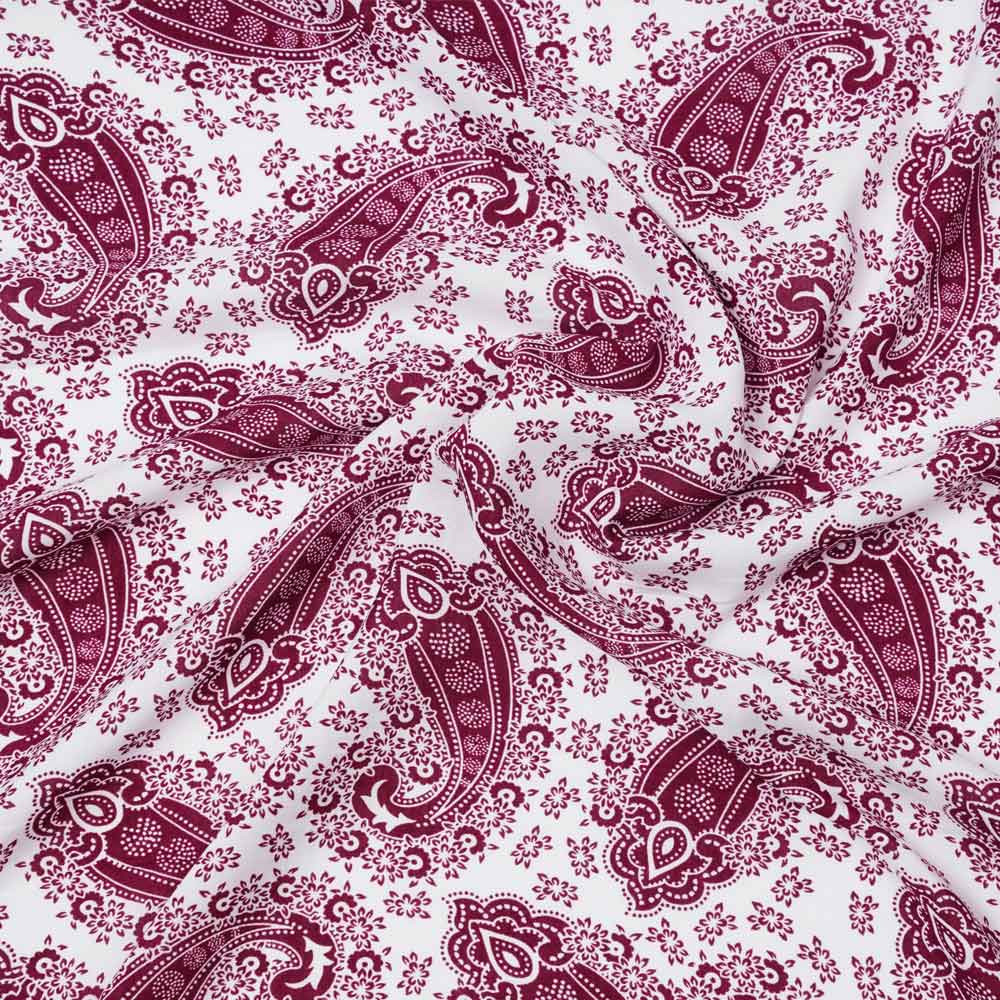 Tissu viscose blanc cassé à motif paisley bohème bordeaux | Pretty Mercerie | Mercerie en ligne