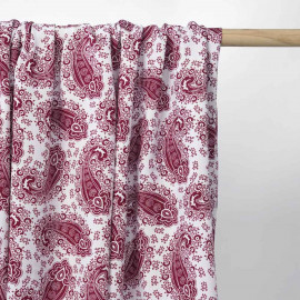 Tissu viscose blanc cassé à motif paisley bohème bordeaux | Pretty Mercerie | Mercerie en ligne