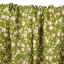 Tissu viscose woodbine à motif floral beige et rose | Pretty Mercerie | Mercerie en ligne