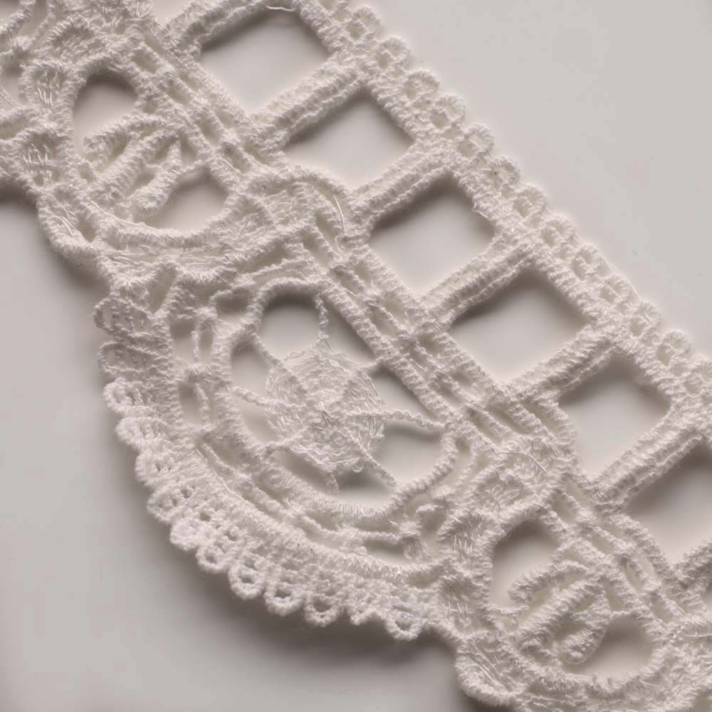 Ruban broderie anglaise écru x 1m