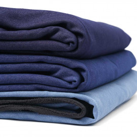 Tissu denim stretch bleu brut à doublure polaire noir | Pretty Mercerie | Mercerie en ligne
