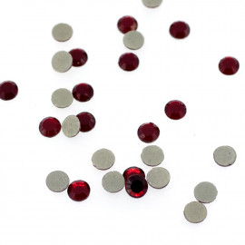 Strass rond lié de vin