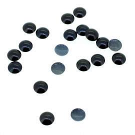 Clous bombés noir
