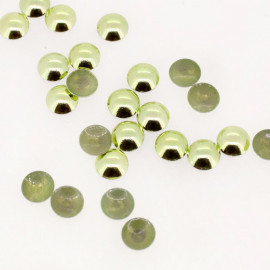 Clous bombés vert amande