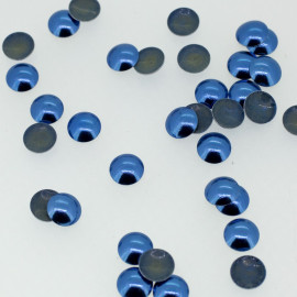 Clous bombés bleu anglais
