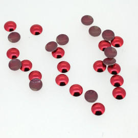 Clous bombés rouge vermillon