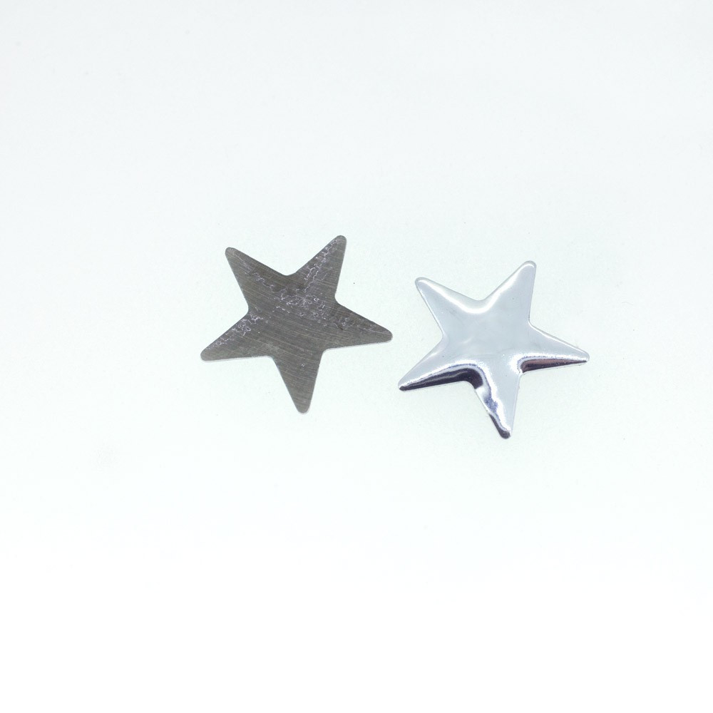 Clous étoile argent