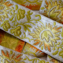 Ruban tissé flowers et fil lurex gold 62mm