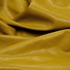 achat tissu simili cuir texturé amber gold - pretty mercerie - mercerie en ligne