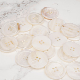 Bouton 4 trous nacre blanc rond 25 mm - mercerie en ligne - pretty mercerie